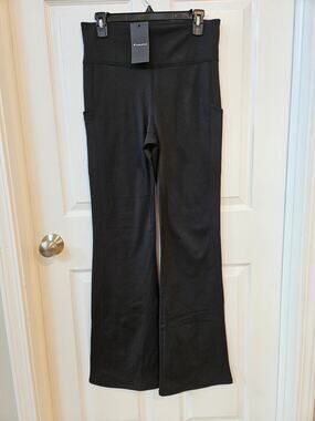 Fabletics NWT Women's L Tall Black Fleece Lined Bootcut Yoga Pants Pockets